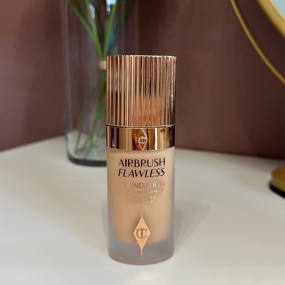 Charlotte Tilbury Airbrush Flawless Foundation